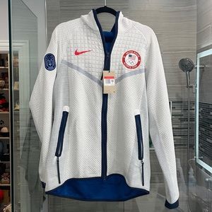 Men’s Nike Tech USA Olympic